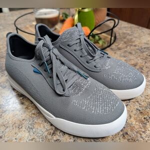 Vessi Women's Weekend Size 10